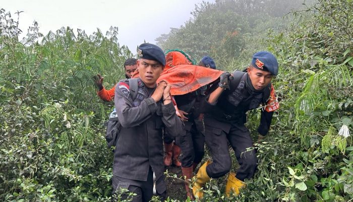 Seluruh Pendaki Korban Erupsi Gunung Merapi di Sumbar Berhasil Ditemukan