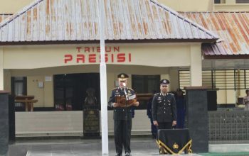 Wakil Kepala Kepolisian Daerah (Wakapolda) Sulawesi Tenggara (Sultra) Brigjen Pol. Amur Chandra Juli Buana, S.H., M.H. memimpin pelaksanaan Upacara Hari Kebangkitan Nasional (Harkitnas) ke-116